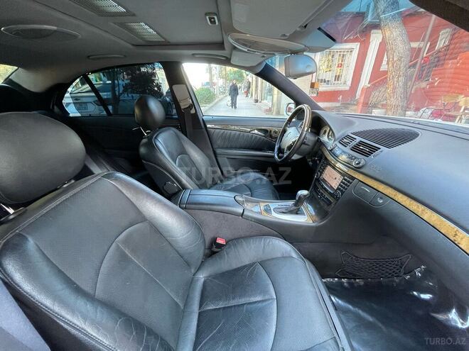 Mercedes E 320 2004, 330,000 km - 3.2 l - Tovuz