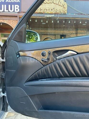 Mercedes E 320 2004, 330,000 km - 3.2 l - Tovuz