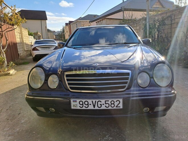 Mercedes E 240 2000, 288,000 km - 2.4 l - Bakı