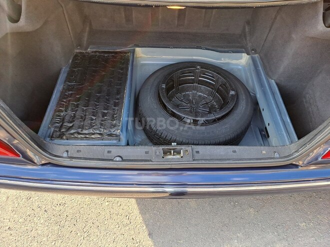 Mercedes E 240 2000, 288,000 km - 2.4 l - Bakı