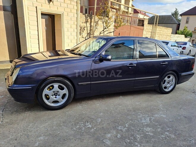 Mercedes E 240 2000, 288,000 km - 2.4 l - Bakı
