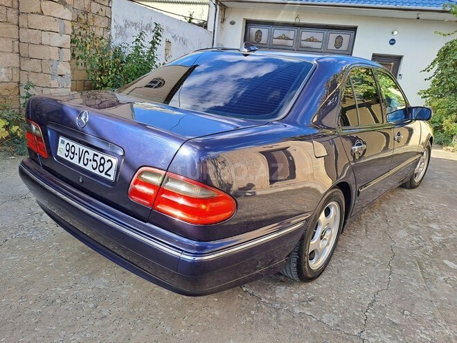 Mercedes E 240 2000, 288,000 km - 2.4 l - Bakı