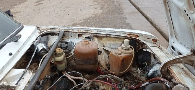 LADA (VAZ) 2106 1989, 189,000 km - 1.6 л - Salyan