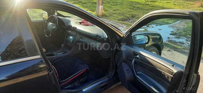 Mercedes C 240 2002, 252,368 km - 2.6 л - Sumqayıt