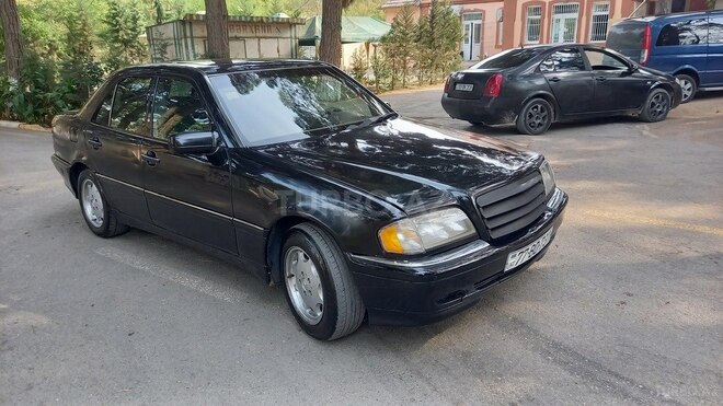 Mercedes C 230 1999, 195,000 km - 2.3 l - Bakı