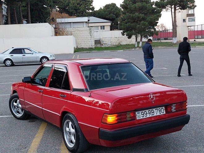 Mercedes 190 1992, 327,587 km - 2.0 л - Sumqayıt