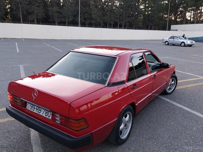 Mercedes 190 1992, 327,587 km - 2.0 л - Sumqayıt