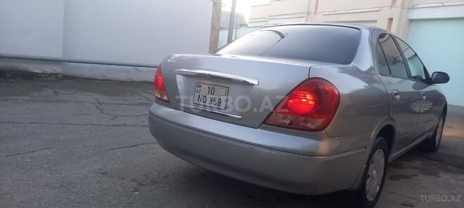 Nissan Sunny 2004, 302,623 km - 1.6 l - Bakı