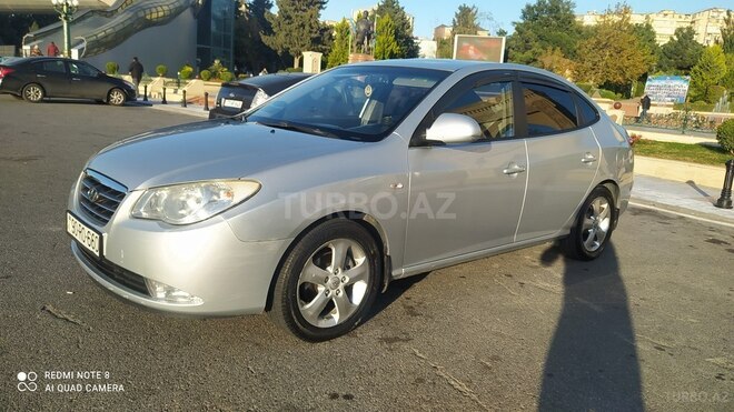 Hyundai Elantra 2009, 203,100 km - 2.0 l - Bakı