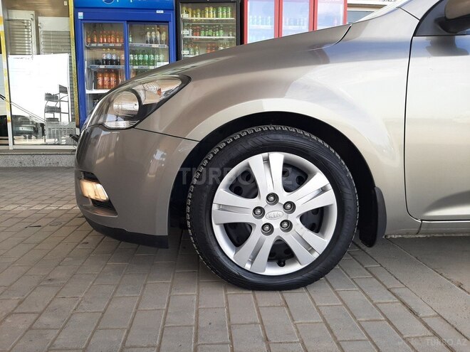 Kia Ceed 2010, 176,650 km - 1.6 l - Bakı