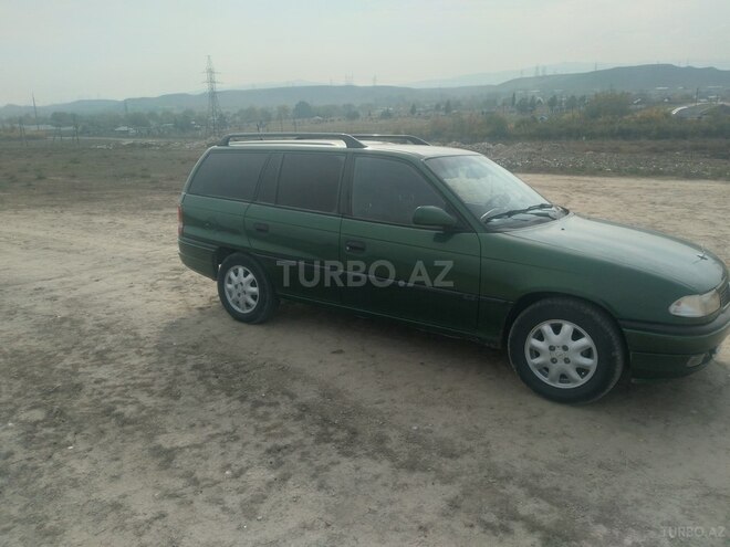 Opel Astra 1997, 240,000 km - 1.6 l - Qazax
