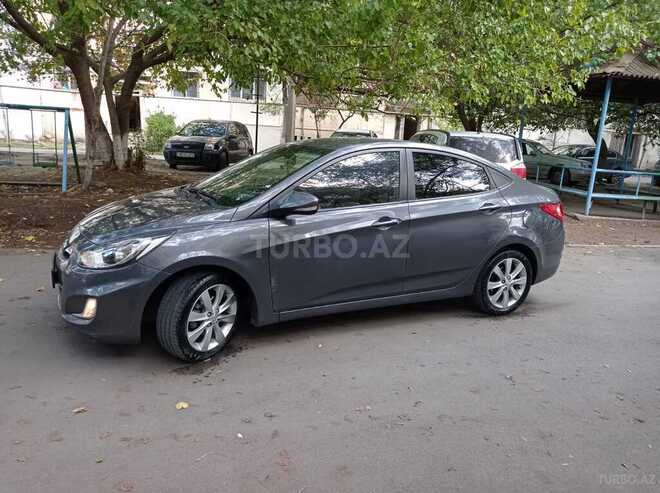 Hyundai Accent 2010, 128,000 km - 1.5 l - Bakı