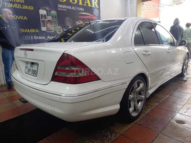 Mercedes C 250 2006, 271,000 km - 2.5 l - Bakı