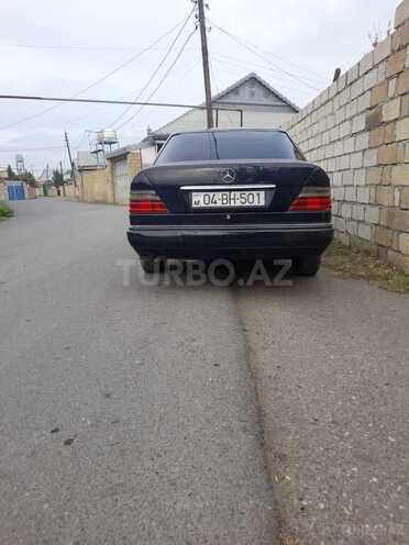 Mercedes E 200 1993, 900,000 km - 2.0 l - Ağcabədi