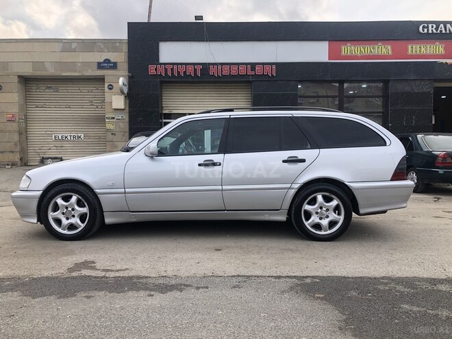 Mercedes C 220 2000, 350,000 km - 2.2 l - Sumqayıt