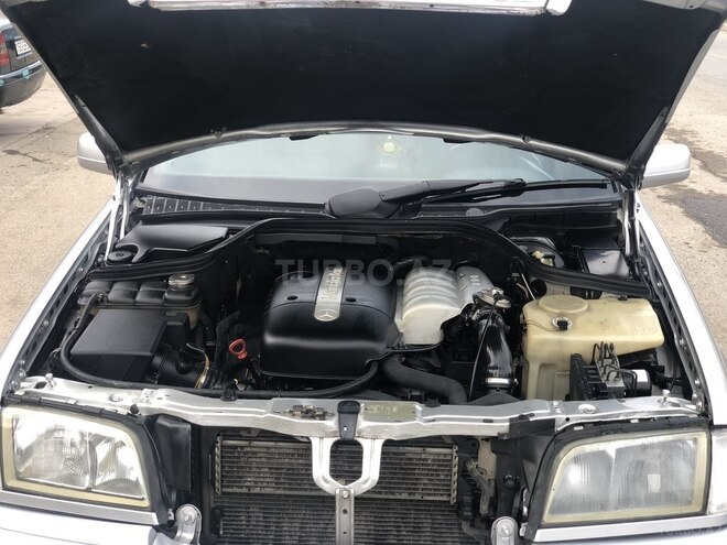 Mercedes C 220 2000, 350,000 km - 2.2 l - Sumqayıt