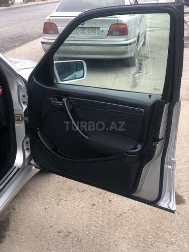 Mercedes C 220 2000, 350,000 km - 2.2 l - Sumqayıt