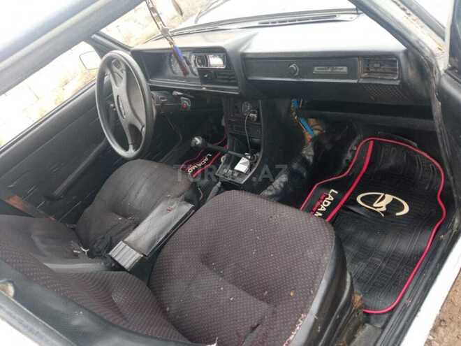 LADA (VAZ) 2107 2006, 48,085 km - 1.6 l - Salyan