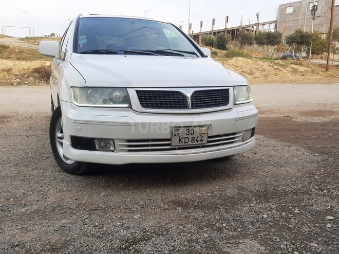Mitsubishi Chariot 2002, 255,360 km - 2.4 l - Bakı