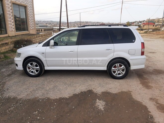 Mitsubishi Chariot 2002, 255,360 km - 2.4 l - Bakı