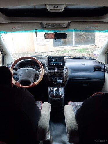 Mitsubishi Chariot 2002, 255,360 km - 2.4 l - Bakı