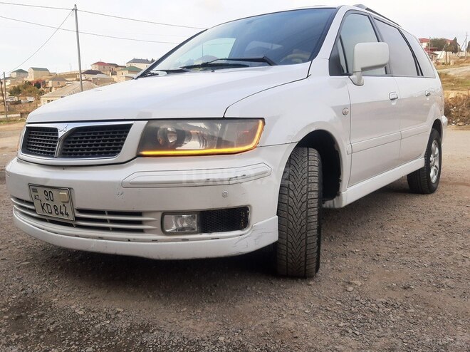 Mitsubishi Chariot 2002, 255,360 km - 2.4 l - Bakı