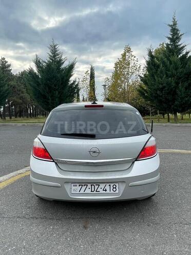 Opel Astra 2004, 202,505 km - 1.4 l - Qax