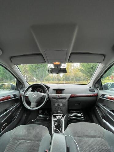 Opel Astra 2004, 202,505 km - 1.4 l - Qax