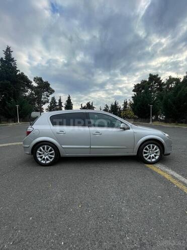 Opel Astra 2004, 202,505 km - 1.4 l - Qax