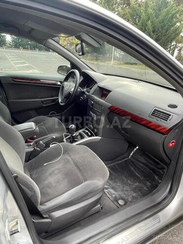 Opel Astra 2004, 202,505 km - 1.4 l - Qax