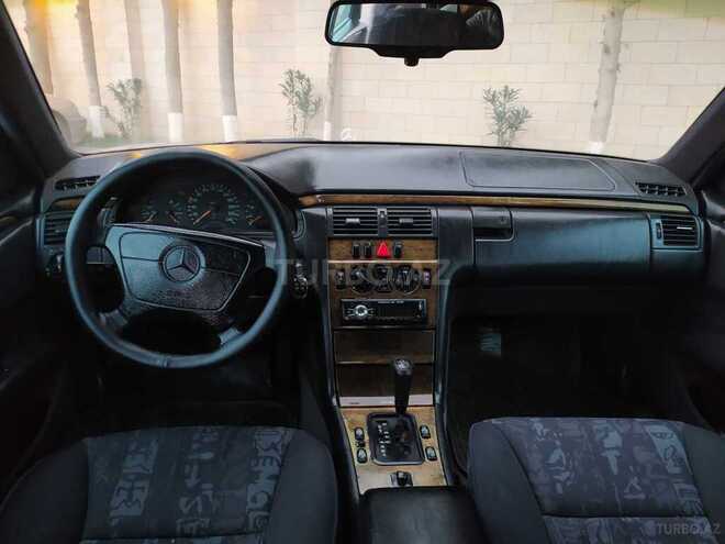Mercedes E 230 1997, 208,563 km - 2.3 l - Sumqayıt