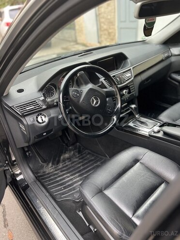 Mercedes E 220 2009, 263,000 km - 2.2 л - Bakı