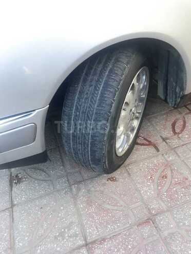 Mercedes E 240 1998, 306,600 km - 2.4 l - Bakı