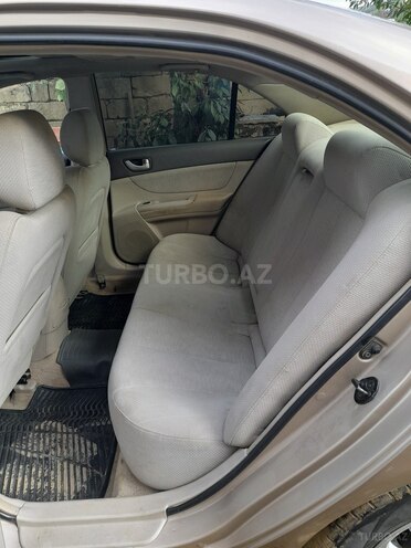 Hyundai Sonata 2006, 200,000 km - 2.4 l - Yardımlı