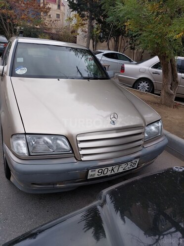 Mercedes C 200 1997, 300,000 km - 2.0 l - Bakı