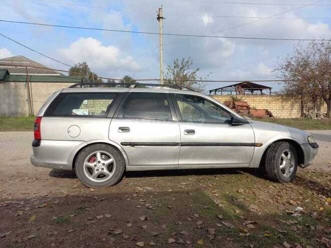 Opel Vectra 1998, 374,000 km - 2.0 л - Xaçmaz