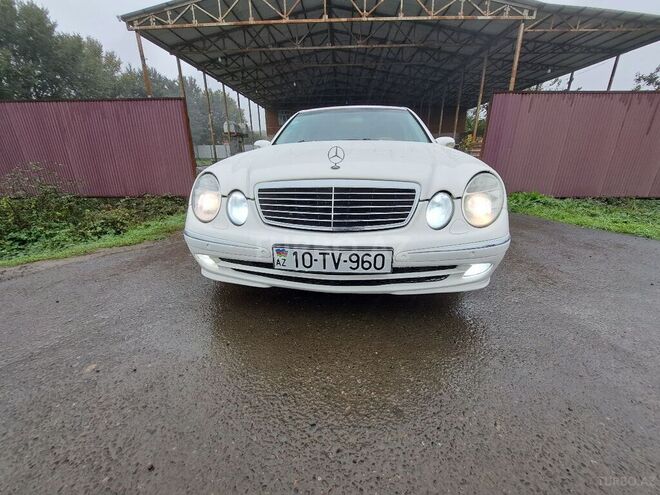 Mercedes E 240 2003, 225,365 km - 2.4 l - Masallı