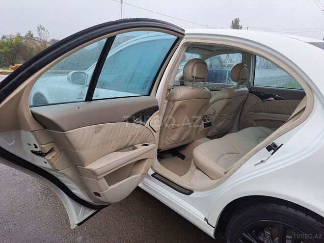 Mercedes E 240 2003, 225,365 km - 2.4 l - Masallı