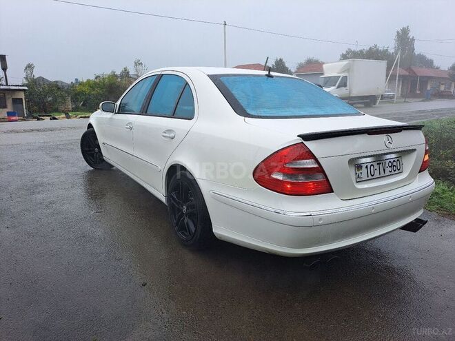 Mercedes E 240 2003, 225,365 km - 2.4 l - Masallı