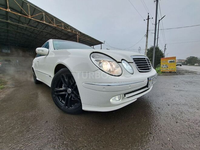 Mercedes E 240 2003, 225,365 km - 2.4 l - Masallı