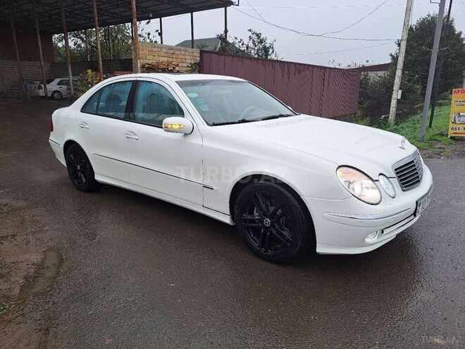 Mercedes E 240 2003, 225,365 km - 2.4 l - Masallı