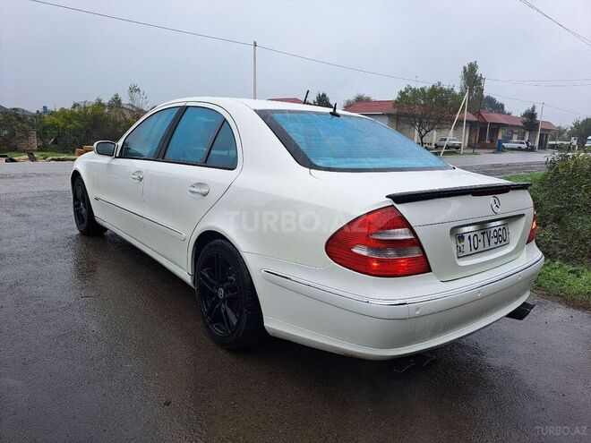 Mercedes E 240 2003, 225,365 km - 2.4 l - Masallı