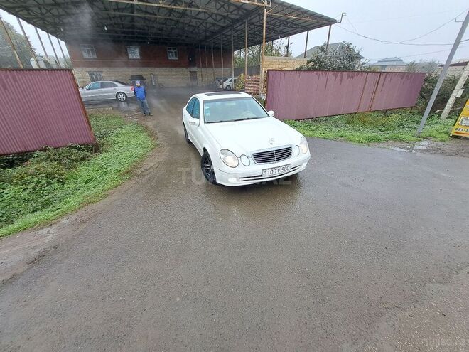 Mercedes E 240 2003, 225,365 km - 2.4 l - Masallı