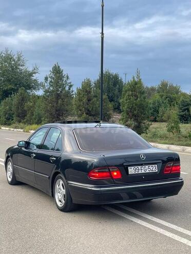 Mercedes E 240 2001, 188,000 km - 2.6 l - Mingəçevir