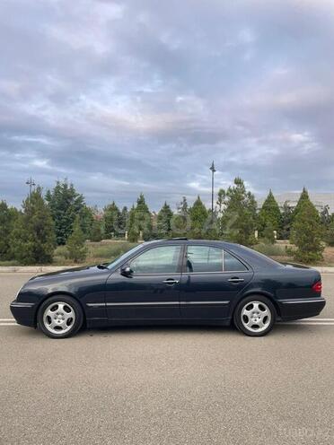 Mercedes E 240 2001, 188,000 km - 2.6 l - Mingəçevir