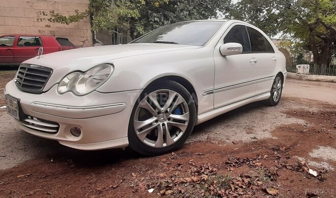 Mercedes C 250 2005, 237,000 km - 2.5 l - Bakı