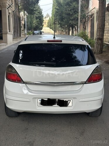 Opel Astra 2009, 195,000 km - 1.4 л - Bakı