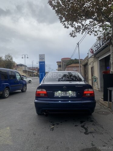 BMW 528 1998, 420,000 km - 2.8 l - Bakı