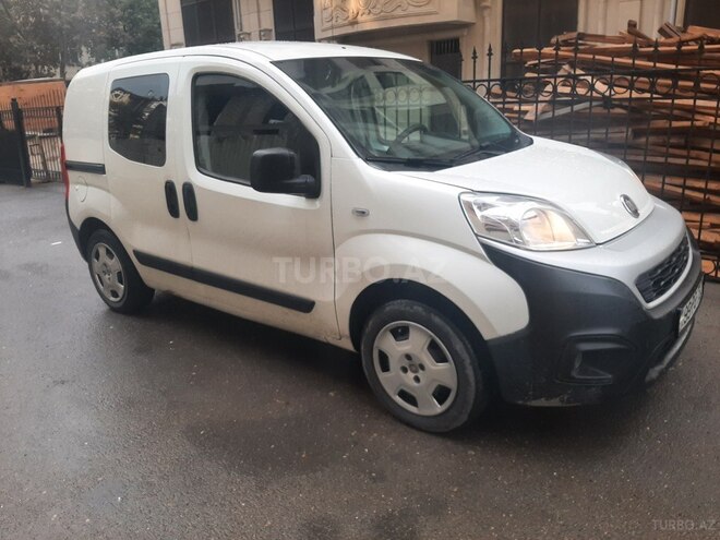 Fiat Qubo 2018, 144,841 km - 1.4 l - Bakı