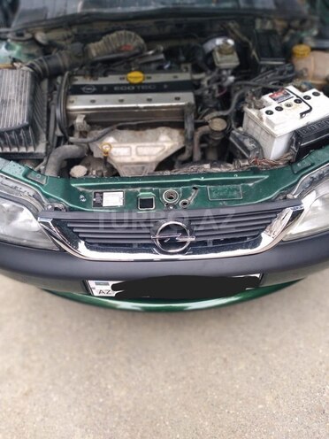 Opel Vectra 1997, 200,000 km - 2.0 л - Bakı